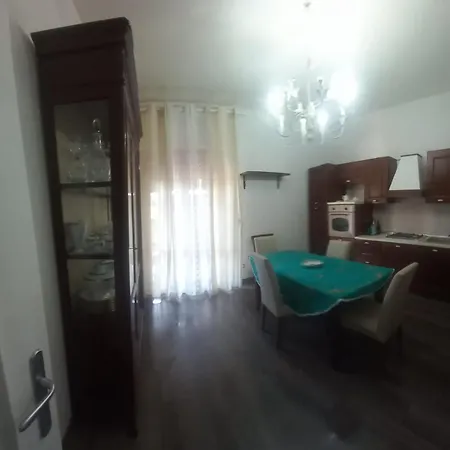 La Nuova Reggia アパート